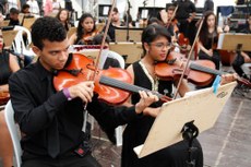 O Prima foi lançado em março de 2012 e utiliza a música como ferramenta para a inclusão social