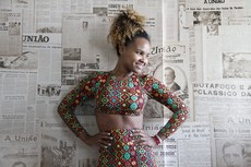 A cantora é uma das grandes vozes da nova música paraibana e prepara novo show e novo álbum