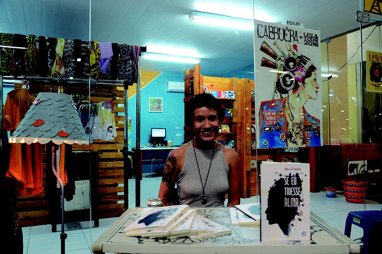 Débora Gil Pantaleão.jpg Débora Gil Pantaleão.jpg