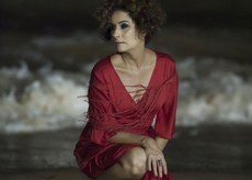 Cantora paraibana apresenta o show de lançamento do EP físico ‘Mais que Mar’
