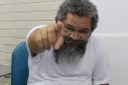 O artista Esso Alencar (destaque), o paraibano Pedro Osmar (E) e a capa do CD ‘Várzea da Caatinga’ (D), que será lançado nesta quarta feira(25)