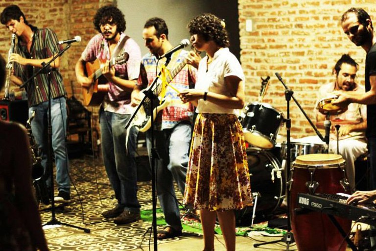 Pág 5 - Banda Evoé.jpg Pág 5 - Banda Evoé.jpg