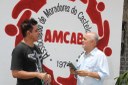 Os autores lançam os livros de memórias na sede da associação de Moradores do Castelo Branco