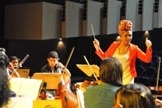 A cena musical atual apresenta avanços neste sentido, mas a luta de musicistas contra o preconceito ainda é grande