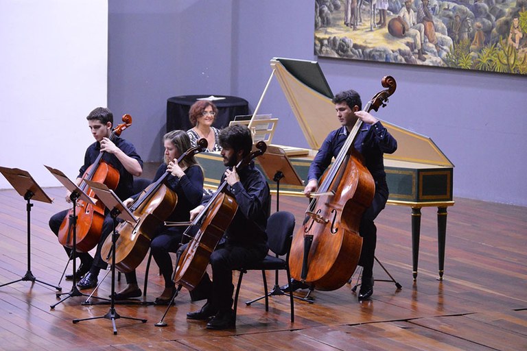 orquestra.jpg orquestra.jpg