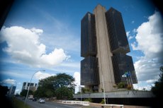 Nos dois primeiros meses de 2018, a União arrecadou R$ 260,742 bilhões, alta de 10,34% acima do IPCA 