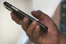Segundo a Anatel, os aparelhos já foram excluídos das redes das prestadoras móveis 103 mil "piratas" nas duas unidades da federação