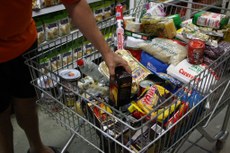 Dieese pesquisa preços em 20 capitais brasileiras e em 13 delas registra valores mais baixos. Belém tem a maior alta