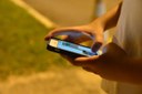 Pesquisa TIC Kids Online aponta que a maioria dos jovens brasileiros de 9 a 17 anos só chegam às informações através de smartphones