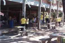 Ato promovido pelo projeto GodStock removeu cartazes e conteúdo artístico da Praça da Alegria que datava de décadas 