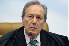 Ministro do STF Ricardo Lewandowski fez ontem a aprovação do acordo financeiro entre a AGU e defesa do consumidor