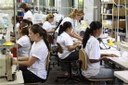 Na  base de comparação, o desemprego entre os jovens de 18 a 24 anos recuou de 28,8% para 25,3%