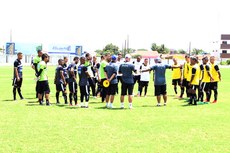Jogadores participam dos últimos treinamentos antes da partida; só a vitória interessa ao Belo no jogo de hoje contra o River