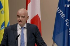 O presidente da Fifa, Gianni Infantino, defende o aumento no número de participantes, o que deve beneficiar os sul-americanos