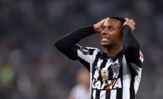 O jogador Robinho, do Atlético Mineiro, foi condenado pela Justiça italiana por participação em um estupro coletivo no país. O caso teria acontecido em 2013, quando ele jogava pelo Milan
