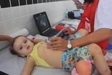 No primeiro dia da ação, foram atendidas crianças cardiopatas e com microcefalia, além de mulheres com gravidez de risco