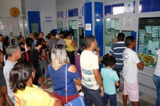 Brasileiros iniciam o 2018 tendo que lidar com diversas contas, como IPTU, IPVA, TCR e despesas com matrícula e material escolar