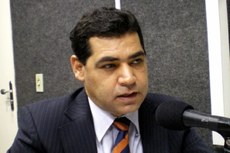 Procurador-geral do Estado e presidente da Conprec, Gilberto Carneiro