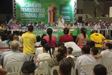 Cerca de 5 mil pessoas participaram da audiência regional realizada, no final da tarde do sábado (24), na Praça do Povo do Espaço Cultural, em João Pessoa
