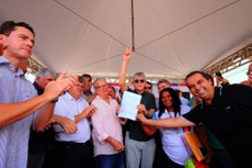 Ricardo destacou que a estrada representa desenvolvimento para as duas cidades, além de facilitar o escoamento da produção agrícola 