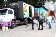 Caminhão conhecido como Serasa Itinerante realiza atendimento que representado por operadoras de telefonia, TV a cabo, escolas, etc