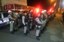 80 policiais.jpg