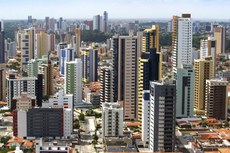 As perspectivas para este ano são de aceleração do crescimento do gás canalizado tendo em vista as sucessivas altas no preço do seu principal concorrente, o botijão de gás GLP