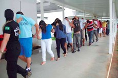 Operação Gabarito prendeu em flagrante 19 suspeitos de terem fraudado mais de 60 concursos públicos, beneficiado 500 pessoas