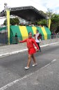 Menina desfile com traje especial no 7 de setembro