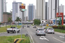 Equipamentos de fiscalização eletrônica de velocidade estão instalados em vários pontos da BR-230