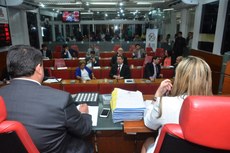 A matéria orçamentária 2018 é a primeira que contempla a ‘Emenda Cidadã’, permitindo que 1,2% da Receita Corrente Líquida do Município seja utilizada pelos vereadores, individualmente