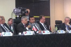 Violência contra a mulher e combate ao tráfico foram temas discutidos entre os secretários