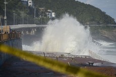 A ciclovia foi inaugurada em janeiro de 2016 e custou cerca de R$ 44 milhões aos cofres públicos.