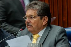 Presidente da ALPB, deputado Adriano Galdino cobrou ampliação do sinal para o distrito de São José da Mata, em Campina Grande