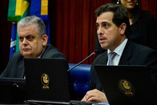 De acordo com Gervásio, o reajuste para os servidores demonstra o compromisso do Legislativo com os funcionários da Casa