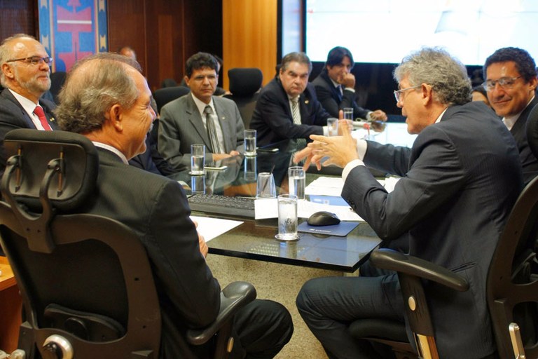 ricardo audiencia com ministro da educacao aluizio mercadante (4).jpg ricardo audiencia com ministro da educacao aluizio mercadante (4).jpg