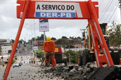 Duplicação da Av. Cruz das Armas custou aproximadamente R$ 6 milhões em recursos do tesouro estadual