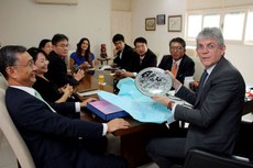 O embaixador Jeong-Gwan Lee lembrou que o Brasil e a Coreia mantêm relações em diversos campos