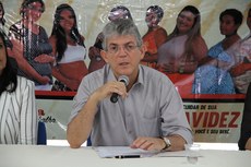 “Meu desejo é que o País recupere sua paz”, disse o governador Ricardo Coutinho