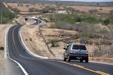 Estrada tem 13,7 quilômetros de extensão e recebeu R$ 8,2 milhões em investimentos