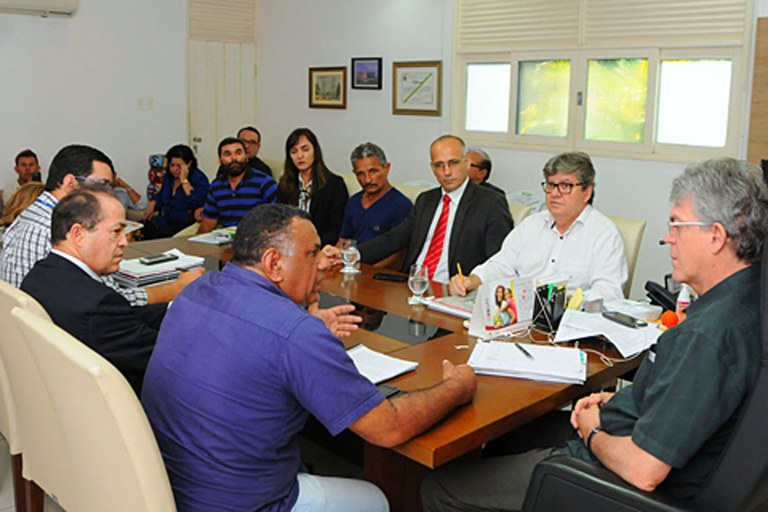 ricardo reuniao com trabalhadores rurais (2).jpg ricardo reuniao com trabalhadores rurais (2).jpg