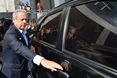O ex-ministro José Dirceu, que cumpre pena na Penitenciária da Papuda, em Brasília, foi beneficiado por um habeas corpus do STF