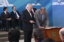 Temer empossou Raul Jungmann como ministro Extraordinário da Segurança Pública, em cerimônia no Planalto