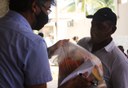 Entrega de cestas básicas