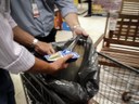 Equipe de fiscalização encontram produtos vencidos