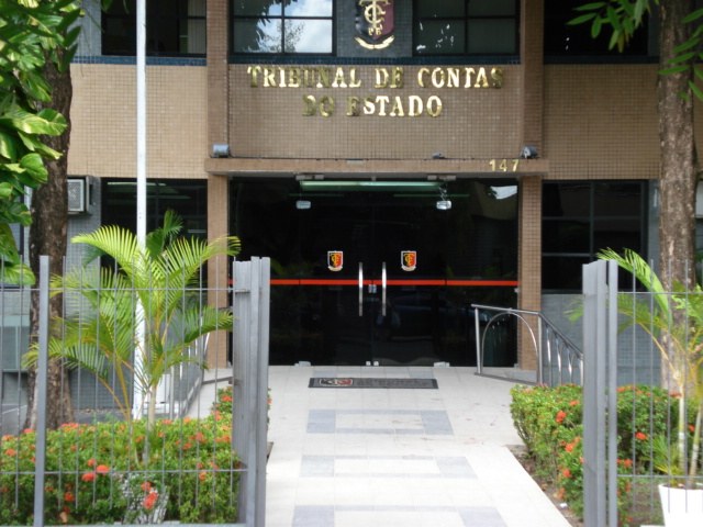 Fachada TCE