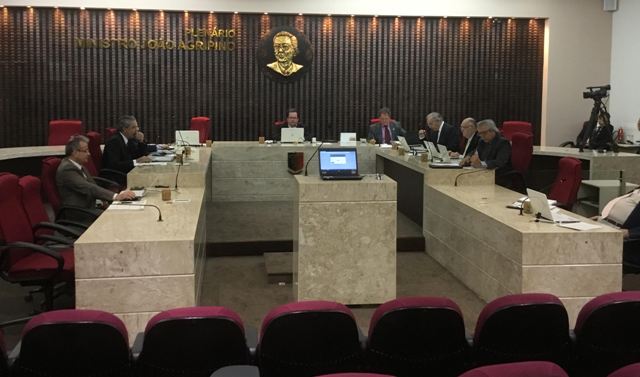 Pleno do TCE-PB.jpg