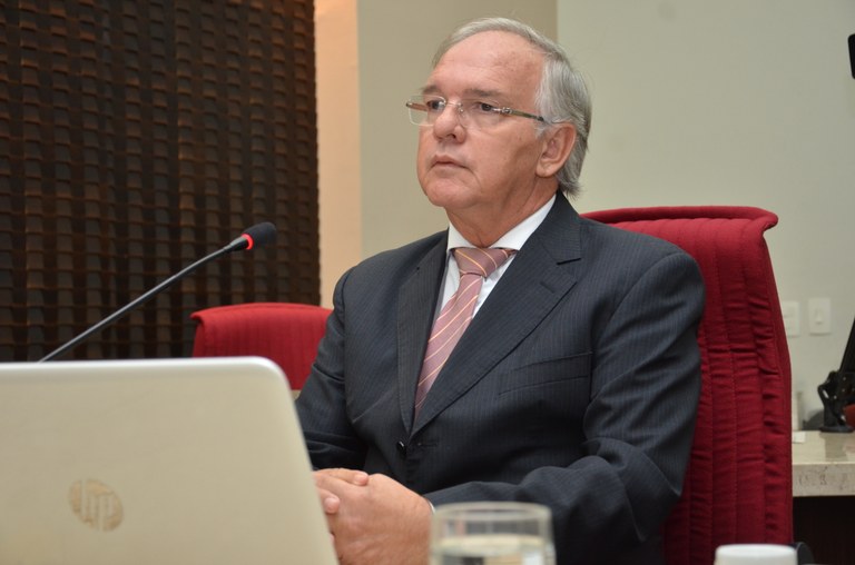 FOTO-PÁG-55-CONSELHEIRO-ARNÓBIO.jpg