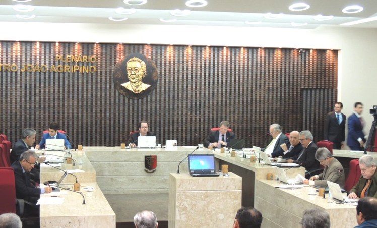 Sessão do Pleno 15 08 18.JPG