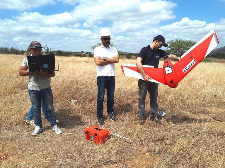 Foto - drone.jpg